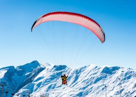 gudauri paragliding